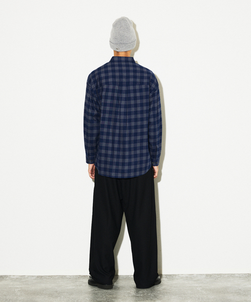 JOURNAL STANDARD（ジャーナルスタンダード）の「STILL AUTHENTIC / スティルオーセンティック ネル レギュラーカラーシャツ（シャツ/ブラウス・メンズ・ネイビー/ブラウン/グリーン/ダークブルー・SMALL/MEDIUM/LARGE）」の18枚目の写真