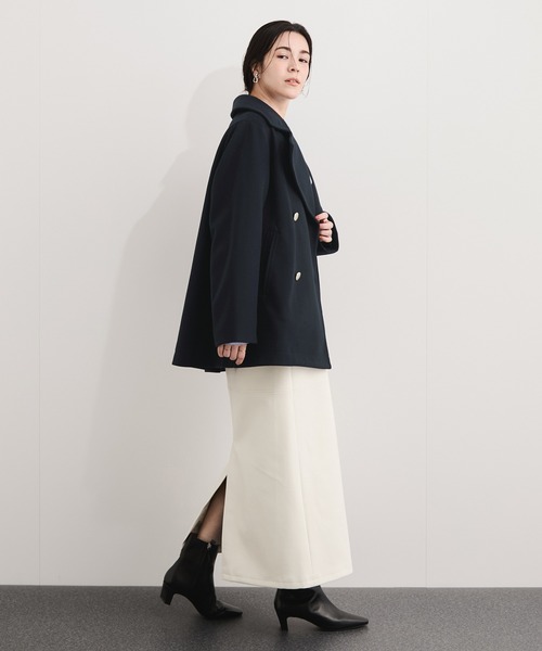 le cercle ADAM ET ROPE'(ルセルクルアダムエロペ)の「ウールライクダブルテーラードミドル丈コート(ピーコート・レディース・キナリ/キャメル/ネイビー・FREE)」の8枚目の写真