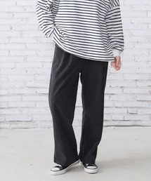 タック入りストレートリブパンツ