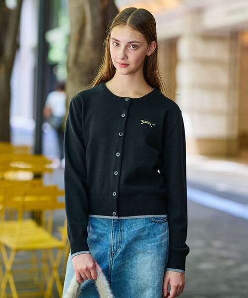 DRESSTERIOR（ドレステリア）の「◆【CLASSY．12月号掲載】タイガーエンブロイダリークルーネックカーディガン（カーディガン/ボレロ・レディース・ベージュ/グレー/ブラック/イエロー系その他/レッド系1/グレー系4・34/36/38/40）」の2枚目の写真