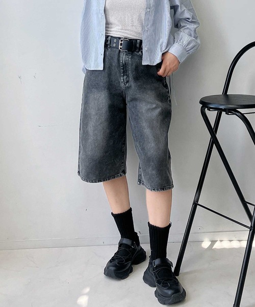 AS KNOW AS plus（アズノゥアズプラス）の「♪ヴィンテージ風ウォッシュデニム バミューダハーフパンツ（デニムパンツ・レディース・ブルー/ブラック/ブラック系・FREE）」の9枚目の写真