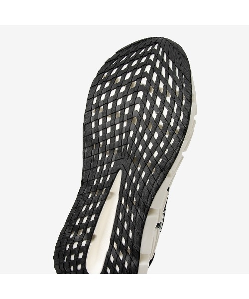 Reebok(リーボック)の「フロートジグ 2 / FLOATZIG 2(スニーカー・メンズ・ブラック×ホワイト/ホワイト/アイボリー/ブラック/ブルー/ホワイト系その他/グレー/グレー系その他/ブラック系その他/ホワイト系その他2・25.0cm/25.5cm/26.0cm/26.5cm/27.0cm/27.5cm/28.0cm/28.5cm/29.0cm/30.0cm/31cm)」の21枚目の写真