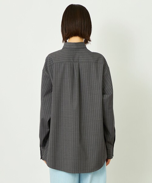 MACKINTOSH PHILOSOPHY（ﾏｯｷﾝﾄｯｼｭ ﾌｨﾛｿﾌｨｰ）の「GREY LABAL ウールストライプオフィサーシャツ（シャツ/ブラウス・レディース・チャコールグレー/ネイビー・2/6）」の8枚目の写真