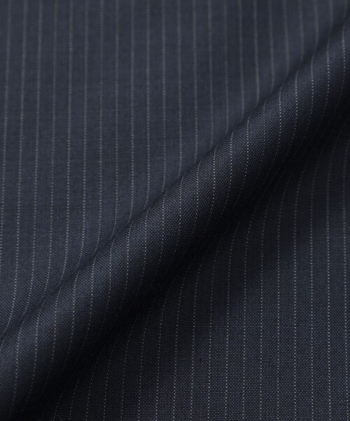 MACKINTOSH PHILOSOPHY（ﾏｯｷﾝﾄｯｼｭ ﾌｨﾛｿﾌｨｰ）の「GREY LABAL ウールストライプオフィサーシャツ（シャツ/ブラウス・レディース・チャコールグレー/ネイビー・2/6）」の3枚目の写真