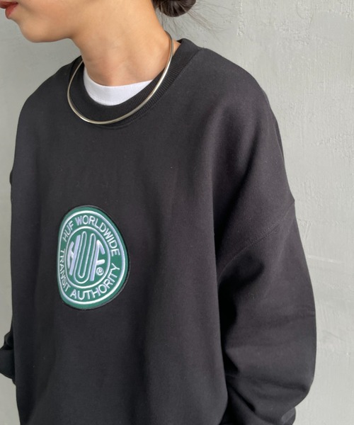 HUF（ハフ）の「[HUF/ハフ] TRANSIT AUTHORITY サークル刺繍ロゴ クルーネックスウェット（スウェット・レディース・ブラック/ナチュラル・M/L）」の12枚目の写真