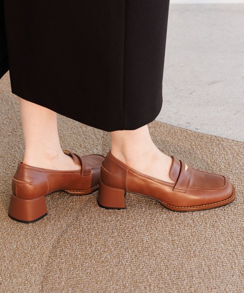 HIMIKO（ヒミコ）の「【HIMIKO】メタルポイントヒールローファー/651333（ローファー・レディース・ブラック/ブラウン/ブラック×ホワイト・22.5cm/23.5cm/24.5cm/25.5cm/23.0cm/24.0cm/25.0cm/21.5cm/22.0cm）」の5枚目の写真