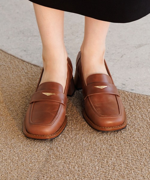 HIMIKO（ヒミコ）の「【HIMIKO】メタルポイントヒールローファー/651333（ローファー・レディース・ブラック/ブラウン/ブラック×ホワイト・22.5cm/23.5cm/24.5cm/25.5cm/23.0cm/24.0cm/25.0cm/21.5cm/22.0cm）」の19枚目の写真