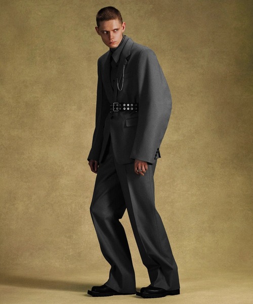 JOHN LAWRENCE SULLIVAN（ジョンローレンスサリバン）の「【JOHN LAWRENCE SULLIVAN/ジョーンローレンスサリバン】WOOL BARATHEA MASSIVE ROUNDED SLEEVE SINGLE BREASTED JACKET（テーラードジャケット・メンズ・ブラック/グレー・44/46）」の4枚目の写真