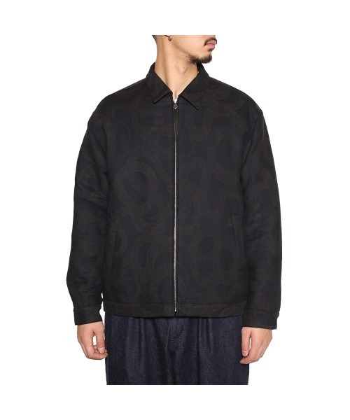 CALEE(キャリー)の「JACQUARD SWINGTOP <SNAKE PATTERN>(ブルゾン・メンズ・ブラック・LARGE/SMALL/MEDIUM/X-LARGE)」の1枚目の写真