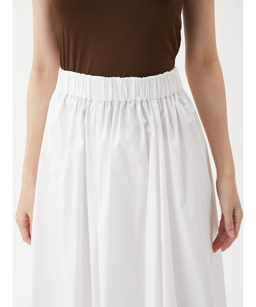 Mila Owen（ミラオーウェン）の「ウエストゴムギャザーマキシスカート（スカート・レディース・ホワイト/キャメル/ドット/ターコイズブルー・0/1/00）」の8枚目の写真