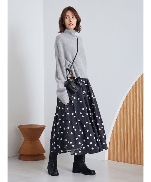 Mila Owen（ミラオーウェン）の「ウエストゴムギャザーマキシスカート（スカート・レディース・ホワイト/キャメル/ドット/ターコイズブルー・0/1/00）」の19枚目の写真