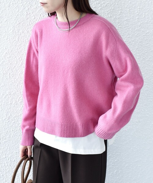 【美品】ロゴ繍 S コットンポリエステル 長袖ニットニット BTSテヒョン着用 ロゴラインブルーニットベスト BTS テテ 着用モデル | 日本未入荷