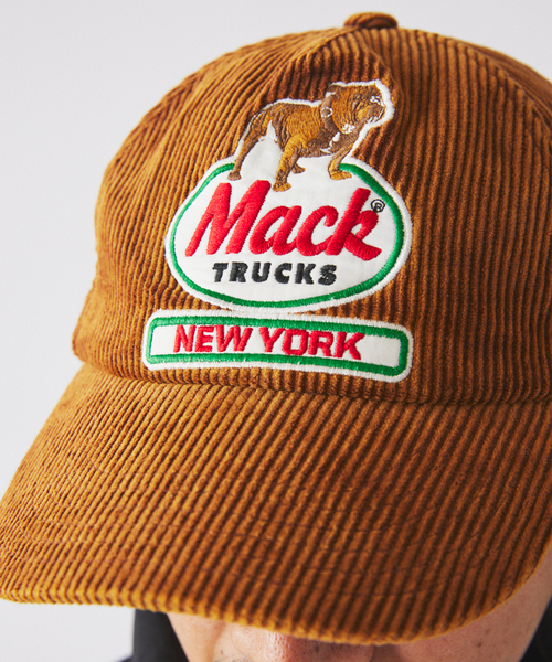 JOURNAL STANDARD relume(ジャーナルスタンダード レリューム)の「MACK TRUCKS / マック・トラックス 別注 フェード コーデュロイ キャップ(キャップ・メンズ・ブラック/ブラウン・FREE)」の22枚目の写真