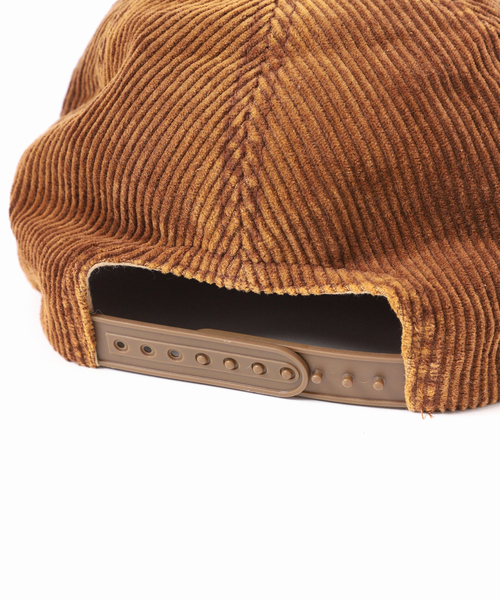 JOURNAL STANDARD relume(ジャーナルスタンダード レリューム)の「MACK TRUCKS / マック・トラックス 別注 フェード コーデュロイ キャップ(キャップ・メンズ・ブラック/ブラウン・FREE)」の10枚目の写真