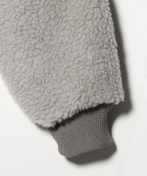 FILL THE BILL（フィルザビル）の「＜FILL THE BILL＞ボア フーディー（パーカー・レディース・ブラック/ライトグレー・1）」の5枚目の写真