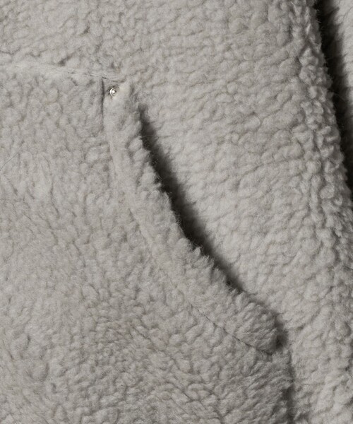 FILL THE BILL（フィルザビル）の「＜FILL THE BILL＞ボア フーディー（パーカー・レディース・ブラック/ライトグレー・1）」の6枚目の写真