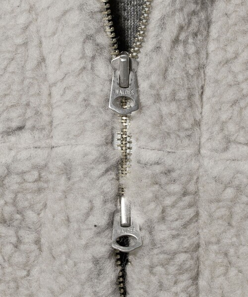 FILL THE BILL（フィルザビル）の「＜FILL THE BILL＞ボア フーディー（パーカー・レディース・ブラック/ライトグレー・1）」の7枚目の写真