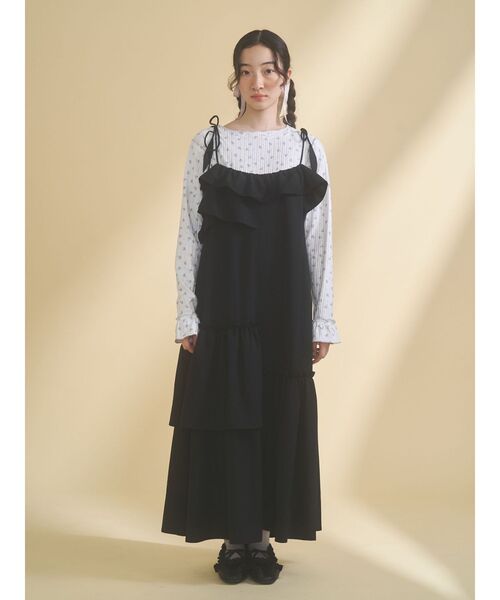 merry jenny（メリージェニー）の「tulip frillキャミワンピース（ワンピース・レディース・ベージュ/ブラック・FREE）」の4枚目の写真