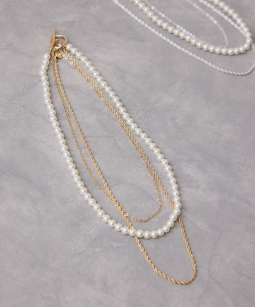 VIS（ビス）の「ガラスパール3連ネックレス（ネックレス・レディース・ゴールド/シルバー・FREE）」の3枚目の写真