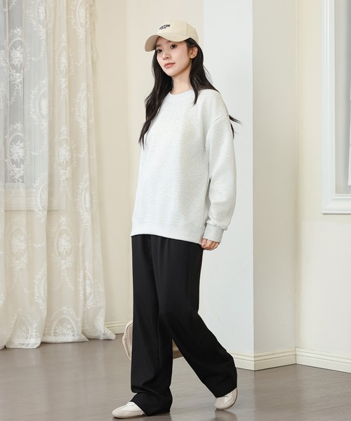 DAYRA(デイラ)の「クルーネック オーバーサイズ 長袖 スウェット プルオーバー(スウェット・レディース・ダークグレー/ホワイト/ライトグレー/ブラック・M/XL)」の13枚目の写真