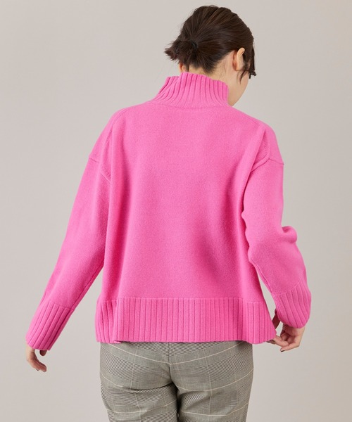 INED（イネド）の「ハイネックプルオーバーニット（ニット/セーター・レディース・チェリーピンク/チャコールグレー/オフホワイト/サックスブルー・9号/11号）」の6枚目の写真