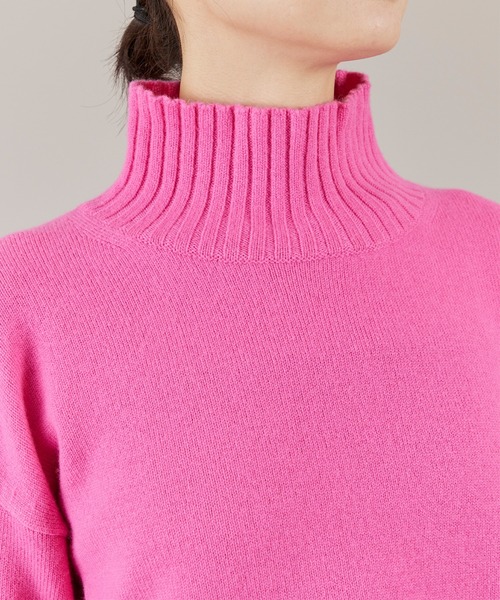 INED（イネド）の「ハイネックプルオーバーニット（ニット/セーター・レディース・チェリーピンク/チャコールグレー/オフホワイト/サックスブルー・9号/11号）」の19枚目の写真