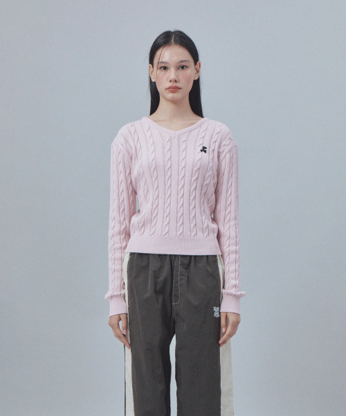 Rest&Recreation(レストアンドレクリエーション)の「CABLE V-NECK KNIT TOP - PINK(ニット/セーター・レディース・ピンク・ONE)」の6枚目の写真