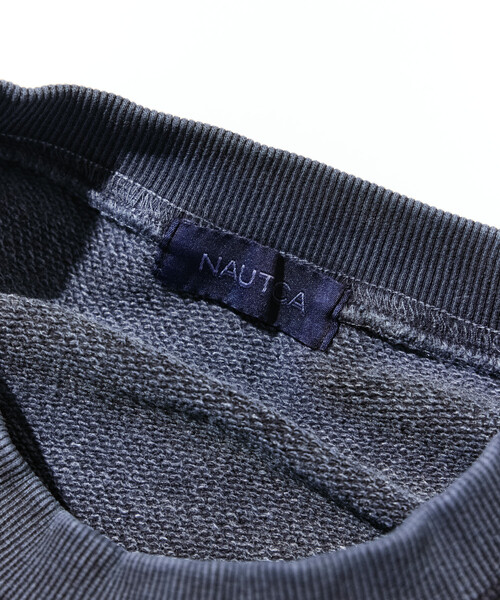 NAUTICA（ノーティカ）の「NAUTICA/ノーティカ ピグメント加工 HIDDEN LOGO クルーネックスウェット（スウェット・メンズ・ブラック/ネイビー/ブラウン・X-LARGE/MEDIUM/LARGE/SMALL）」の13枚目の写真