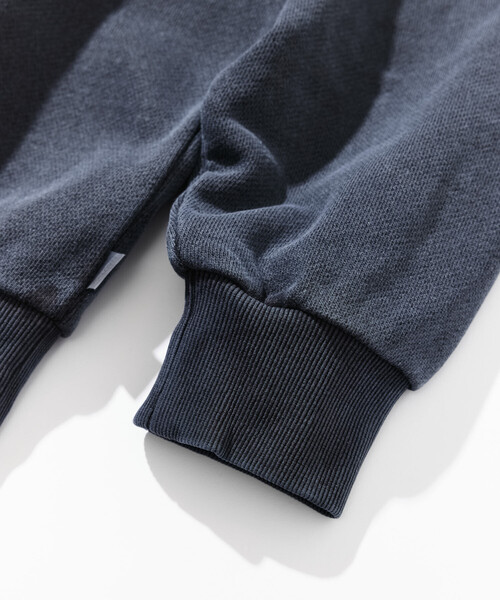 NAUTICA（ノーティカ）の「NAUTICA/ノーティカ ピグメント加工 HIDDEN LOGO クルーネックスウェット（スウェット・メンズ・ブラック/ネイビー/ブラウン・X-LARGE/MEDIUM/LARGE/SMALL）」の15枚目の写真