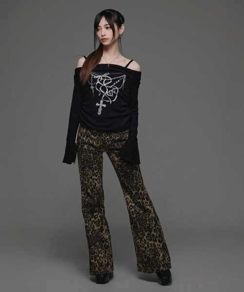 .KOM(ドットコム)の「『.KOM/ドットケーオーエム』デザインロングスリーブ【GC】(Tシャツ/カットソー・レディース・ブラック/ホワイト・FREE)」の3枚目の写真