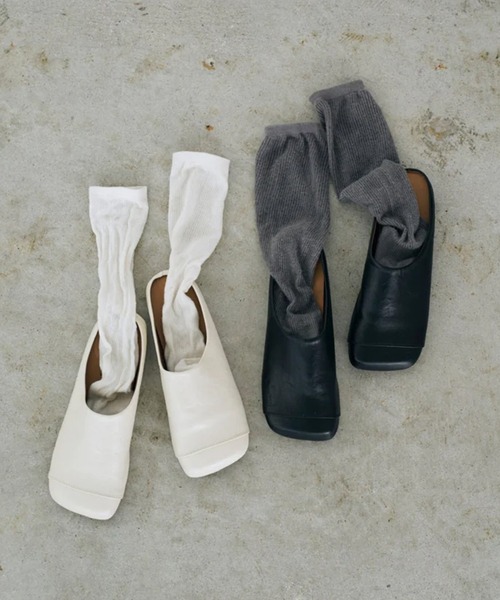 merrylatte（メリーラテ）の「square toe sandal（サンダル・レディース・ホワイト/ブラック・23cm/24cm）」の3枚目の写真