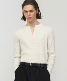 MOONSUN（ムーンサン）の「UNISEX, Stripe Henley Neck Knit / Ivory（ニット/セーター）」