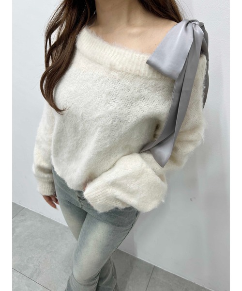 WEGO(ウィゴー)の「リボンワンショルニット(ニット/セーター・レディース・グレー/アイボリー/ブラウン・FREE)」の5枚目の写真