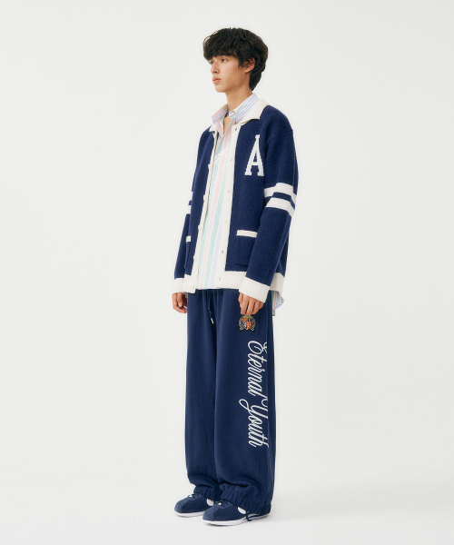 FROM ARLES(フロムアルル)の「プレッピー ニットカーディガン / ネイビー(カーディガン/ボレロ・メンズ・ネイビー・MEDIUM/LARGE)」の3枚目の写真