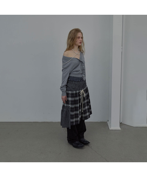 LCDC TM（エルシーディーシーティーエム）の「DOUBLE-LAYER WAVY CARDIGAN (MELANGE GREY)（カーディガン/ボレロ・レディース・その他・OS）」の3枚目の写真