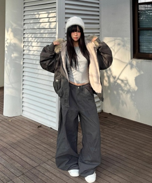 LAC-VERT（ラック・ヴェール）の「フード付きステッチボアブルゾン（ブルゾン・レディース・ブラック/カーキ・MEDIUM/SMALL）」の10枚目の写真