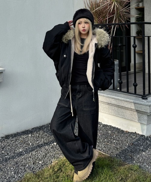 LAC-VERT（ラック・ヴェール）の「フード付きステッチボアブルゾン（ブルゾン・レディース・ブラック/カーキ・MEDIUM/SMALL）」の17枚目の写真