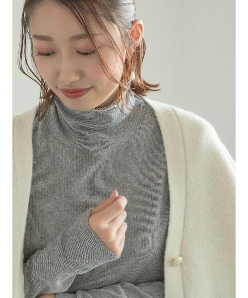 Te chichi（テチチ）の「【宮本茉由着用】カラータートルインナー（Tシャツ/カットソー・レディース・ベージュ/ピンク/グレー/サックスブルー・F）」の2枚目の写真