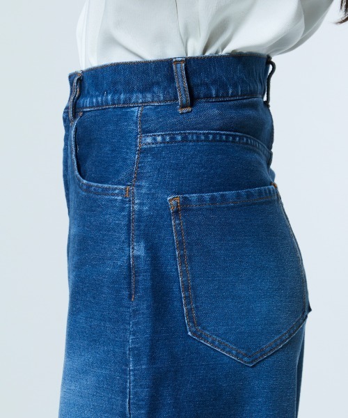 DOUBLE STANDARD CLOTHING（ダブルスタンダードクロージング）の「ユーズド加工 ニットデニムパンツ（デニムパンツ・レディース・インディゴブルー・34/36/38）」の8枚目の写真