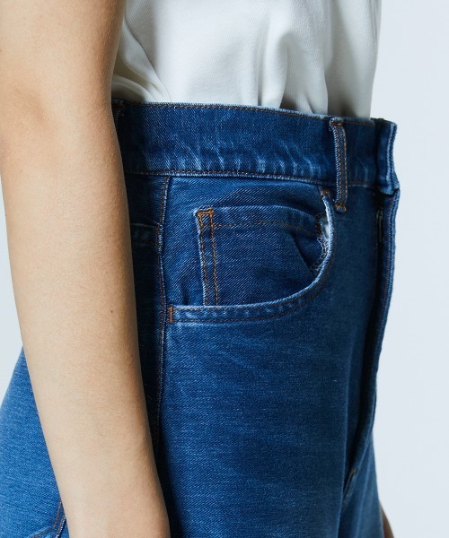 DOUBLE STANDARD CLOTHING（ダブルスタンダードクロージング）の「ユーズド加工 ニットデニムパンツ（デニムパンツ・レディース・インディゴブルー・34/36/38）」の9枚目の写真