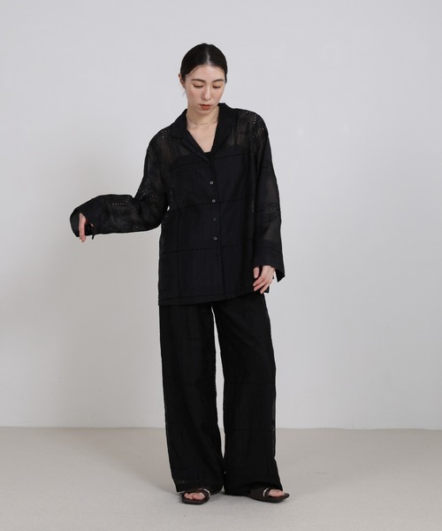 select MOCA(セレクトモカ)の「スクエアトゥリングフラットトングサンダル(サンダル・レディース・ブラウン/ブラック/アイボリー・LARGE/MEDIUM/SMALL)」の6枚目の写真