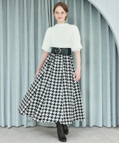 Tomorrowland ballsey フラッフィーヤーンフレアスカート セール】フラッフィーヤーンエンブロイダリー フレアスカート