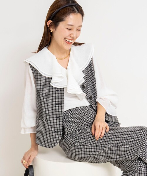 NOLLEY’S(ノーリーズ)の「ウォッシャブルラッフルカラーブラウス(シャツ/ブラウス・レディース・ネイビー/ミント/ホワイト・38)」の11枚目の写真
