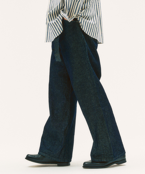 417 EDIFICE（フォーワンセブンエディフィス）の「追加 LEVI’S(R)/リーバイス(R) 別注 TWISTED BELTED デニムパンツ L30（デニムパンツ・メンズ・ネイビー・28/30/32/34/36）」の18枚目の写真