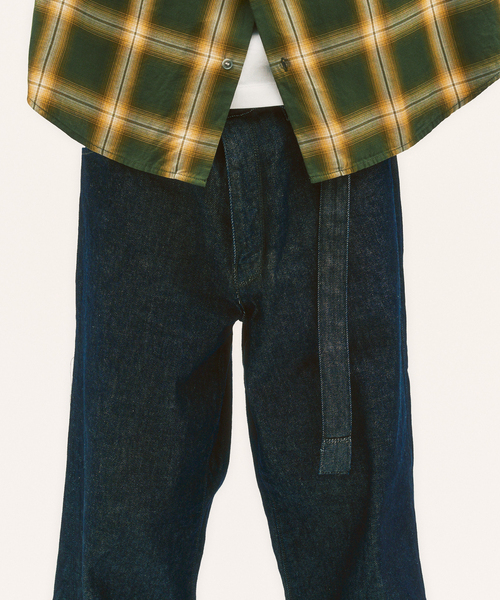 417 EDIFICE（フォーワンセブンエディフィス）の「追加 LEVI’S(R)/リーバイス(R) 別注 TWISTED BELTED デニムパンツ L30（デニムパンツ・メンズ・ネイビー・28/30/32/34/36）」の14枚目の写真