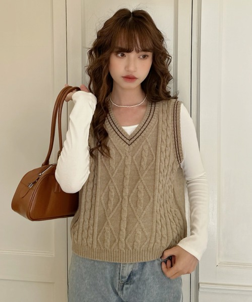 セール】トラッド ケーブル編み Vネック 配色ライン ニット ベスト