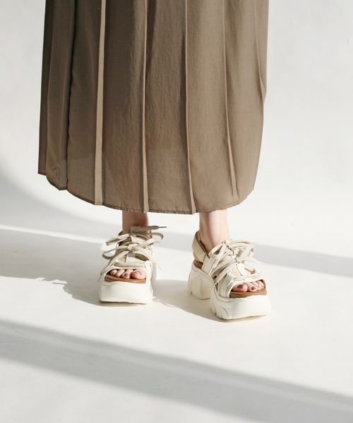 RiiiKa（リーカ）の「【RiiiKa/リーカ】レースアップ厚底サンダル（サンダル・レディース・アイボリー/ブラック/カーキ・S/M/L/LL）」の18枚目の写真