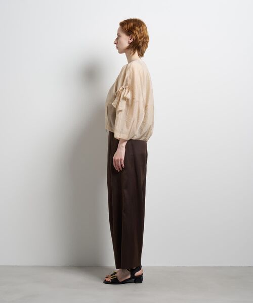 LANVIN en Bleu(ランバンオンブルー)の「ショルダーリボンシアーブルゾン(テーラードジャケット・レディース・ブラック/ベージュ/オフホワイト・38)」の5枚目の写真