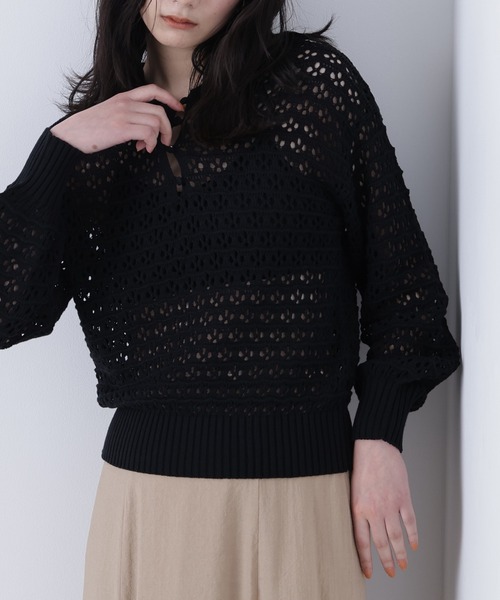 N.（N. Natural Beauty Basic）（エヌエヌナチュラルビューティーベーシック）の「透かし編みポロニット（ポロシャツ・レディース・ブラック/ブルー/オフホワイト・ﾌﾘ-）」の3枚目の写真