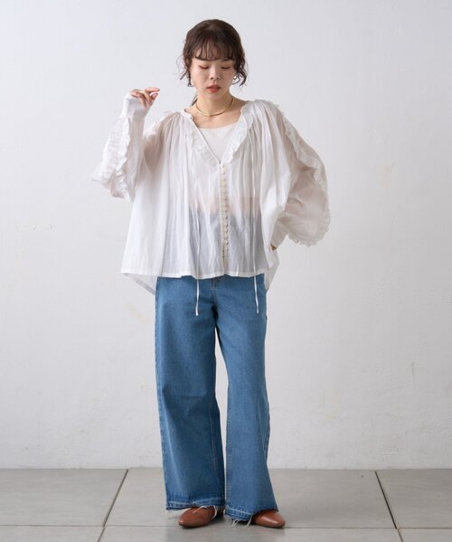 WILLOW（ウィロー）の「【willow】シアーフリルボリュームブラウス（シャツ/ブラウス・レディース・ホワイト・ONE SIZE）」の8枚目の写真